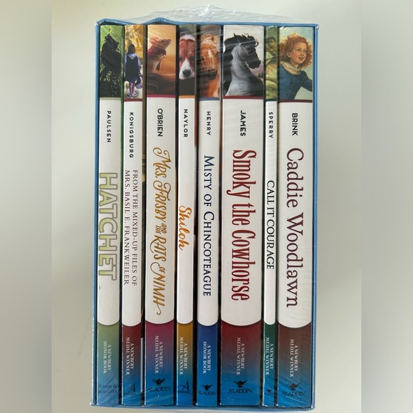 New The Newbury Award Collection 8-Book Boxed Set - Picture 6 of 8